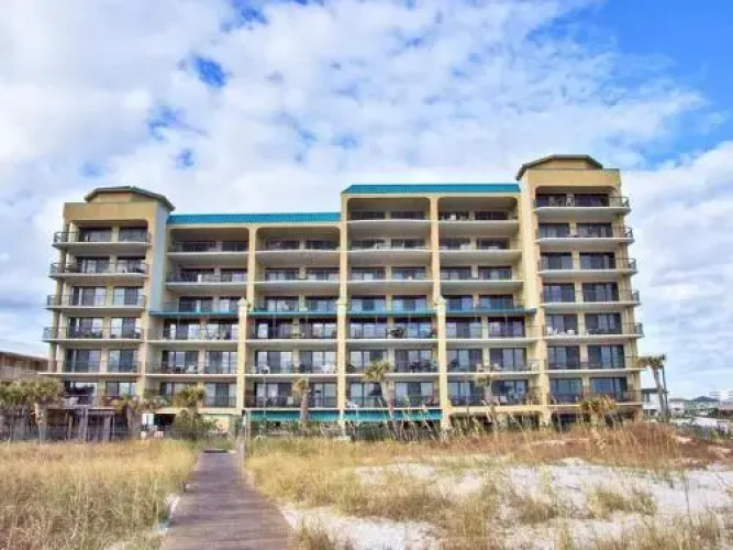 Grand Pointe 505