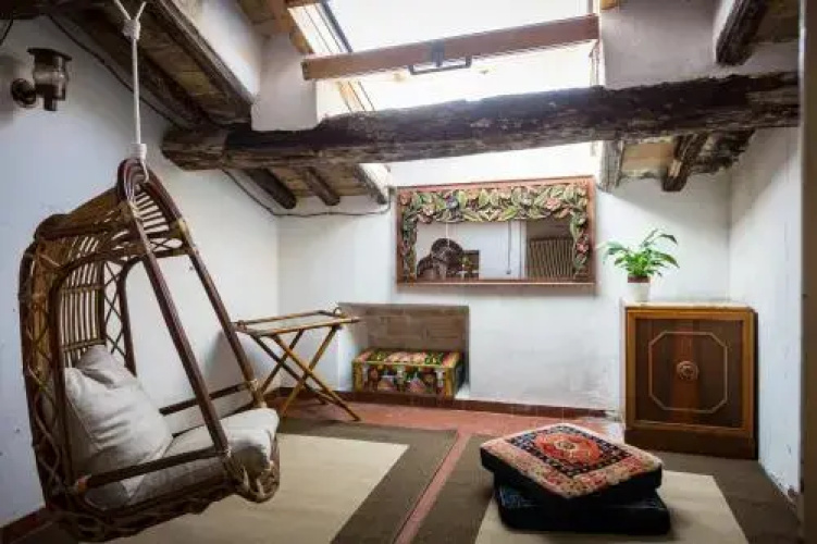 Attic Renella
