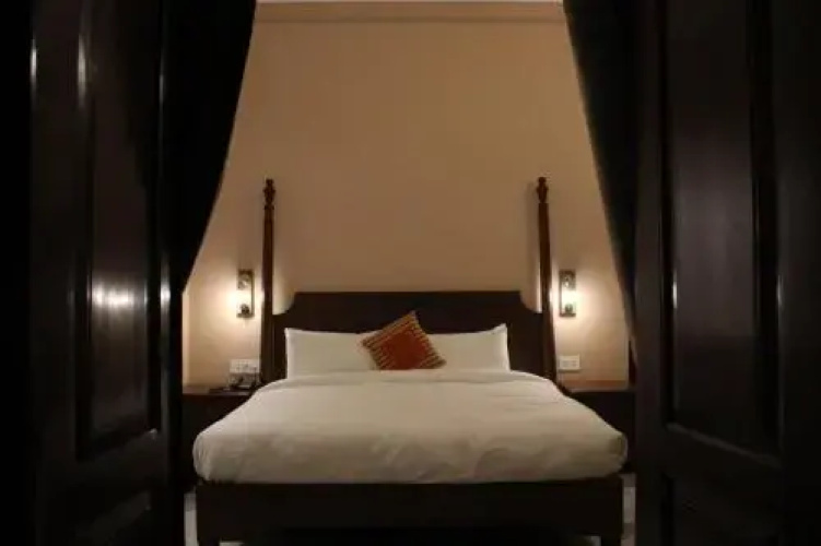 Devnadi Hotel