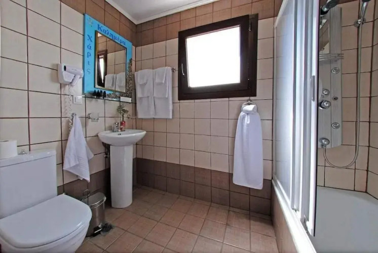 Dionysos Apartments