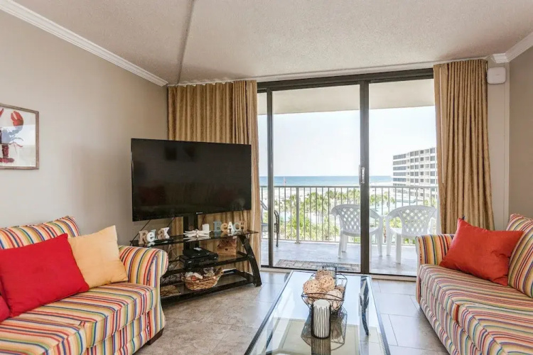 7205 Thomas Dr Unit C403 - 2 Br Condo
