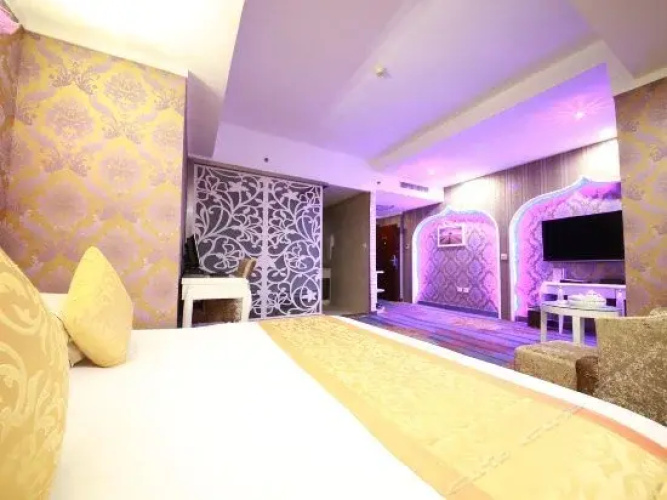 Huifeng Hotel