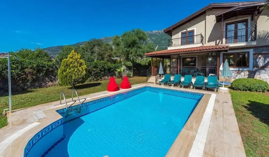 Villa Makri