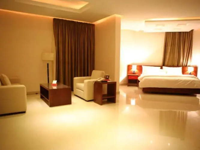 180 Degrees Executive Suites