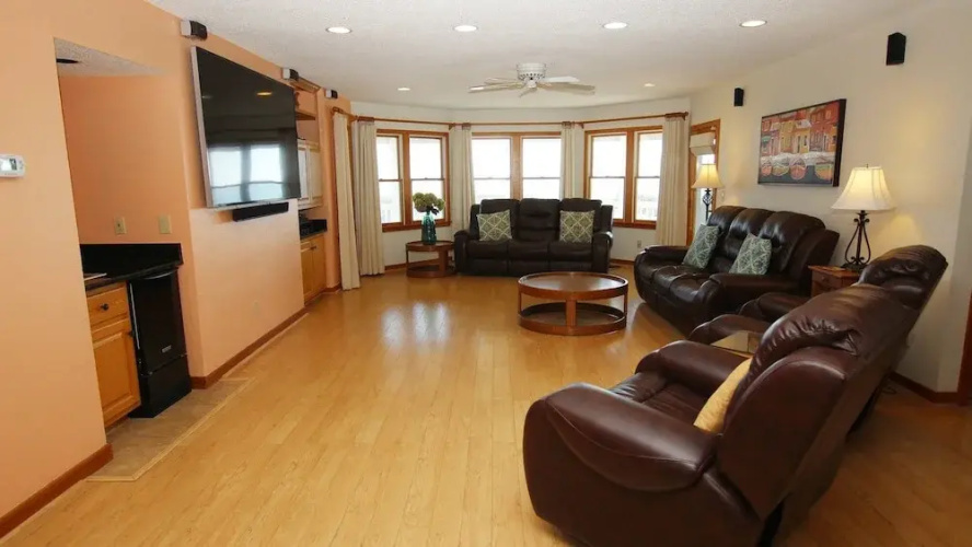 1 Atlantic Ocean Blue - 8 Br Home