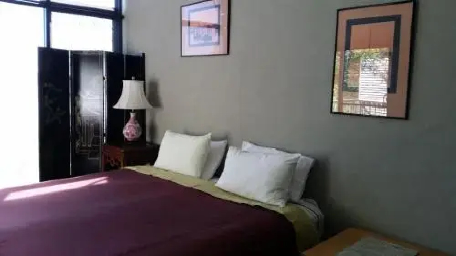Rosevear's Vineyard Retreat