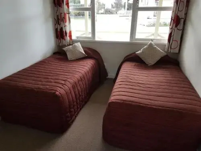 Featherston Motels And Camping
