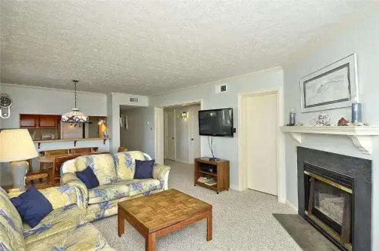Duck Blind Villas 2E -- 2nd Floor