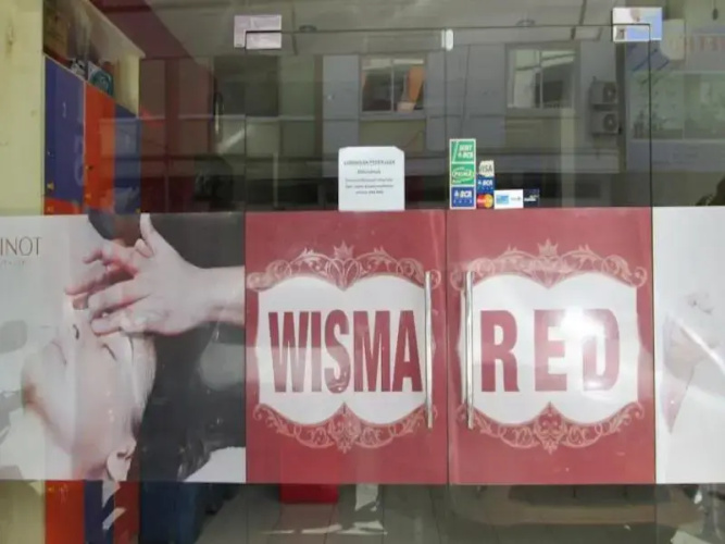 Wisma Red Hotel