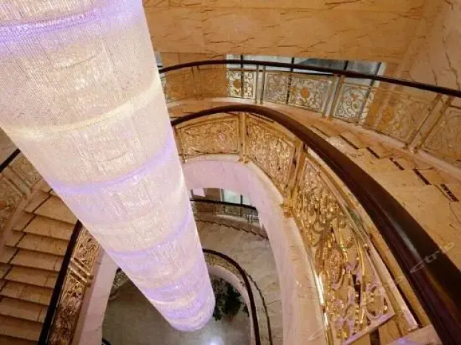 Jade Rainbow International Hotel