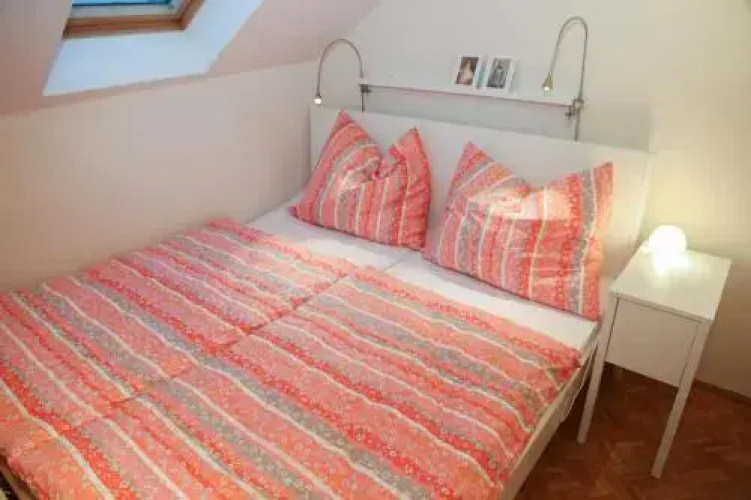Flatprovider - Cosy Neuburger Apartment