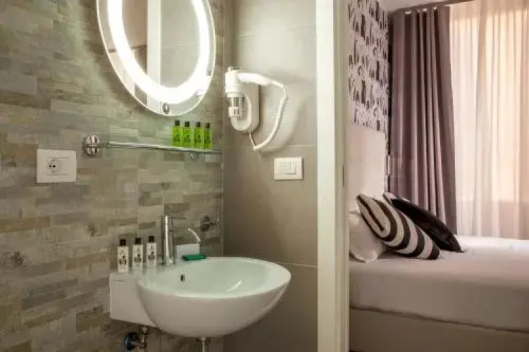 Frattina Rooms