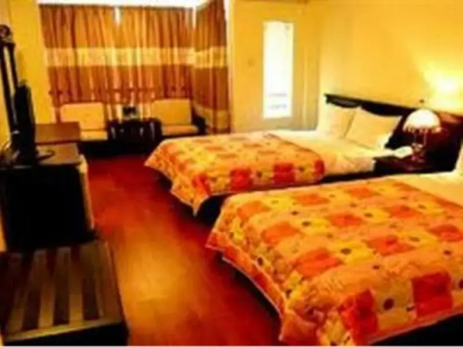 Central Hotel