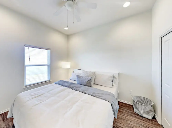 111 Stingray - 3 Br Home