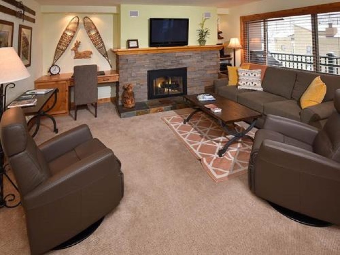 Vantage Point Condo 301