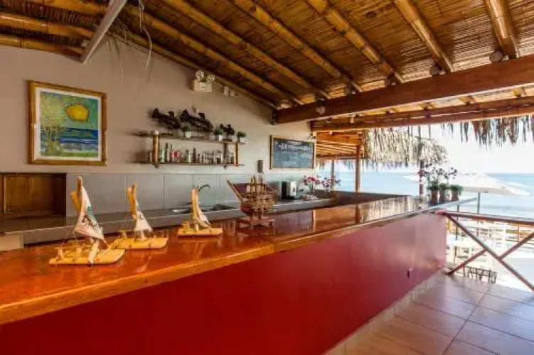 Casa de Playa Bungalows & Restaurant