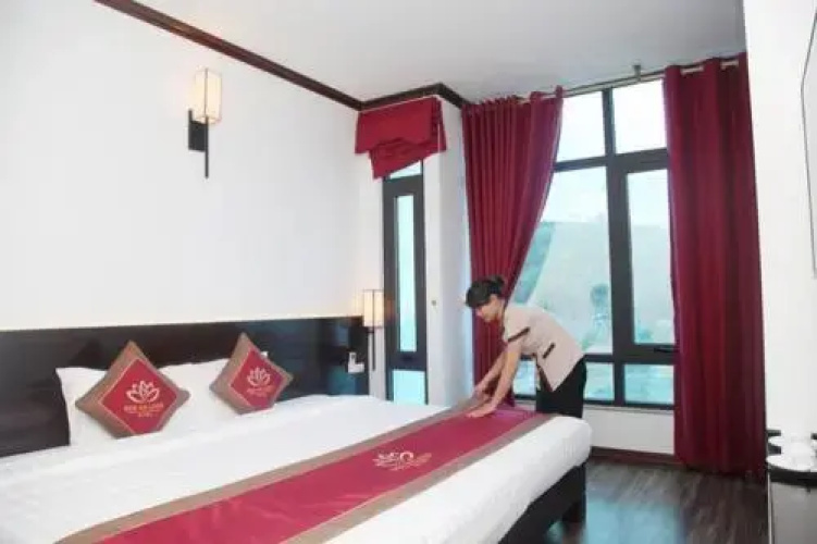 Sen Ha Long Hotel