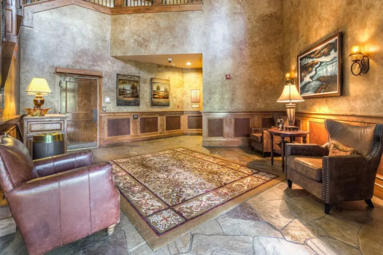 Lone Eagle #3021 - 2 Br Condo