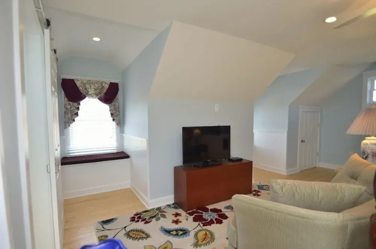 Greenfield Inn Bed and Breakfast LLC
