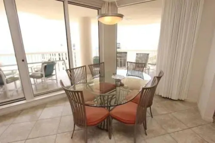 St Maarten 1408 - 3 Br home by RedAwning