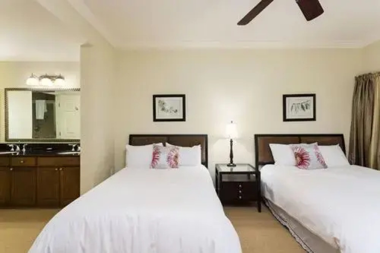 Centre Court Living
