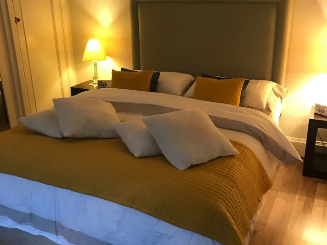 Marble Arch Apartment