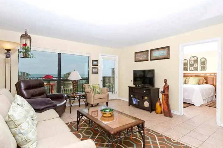 Saida I Condominium 403