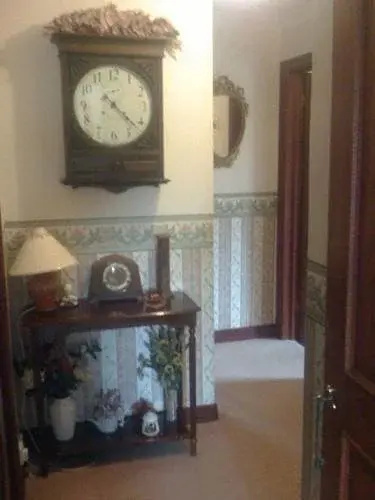 Newcourt B & B