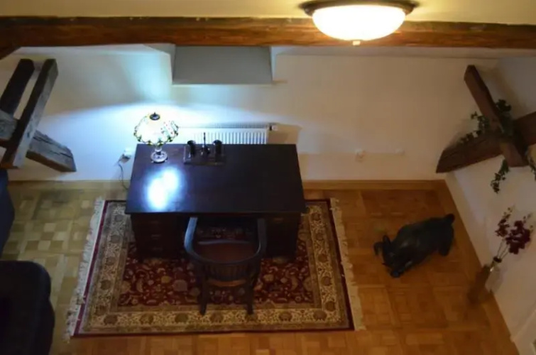 Attic Hastalska