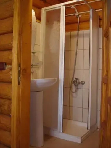 CRPDM Bungalow Hotel