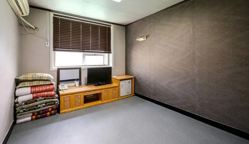 Seven Motel