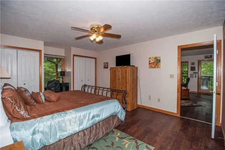 Secluded Sunset - One Bedroom Cabin