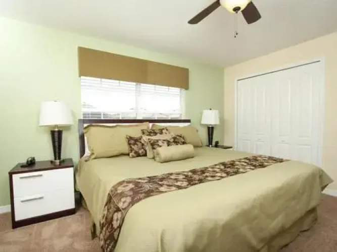Bismarck Palm Townhome 8929