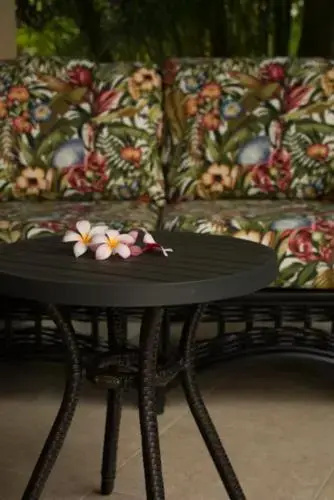 Palekaiko (Paradise) - 2 Br condo by RedAwning