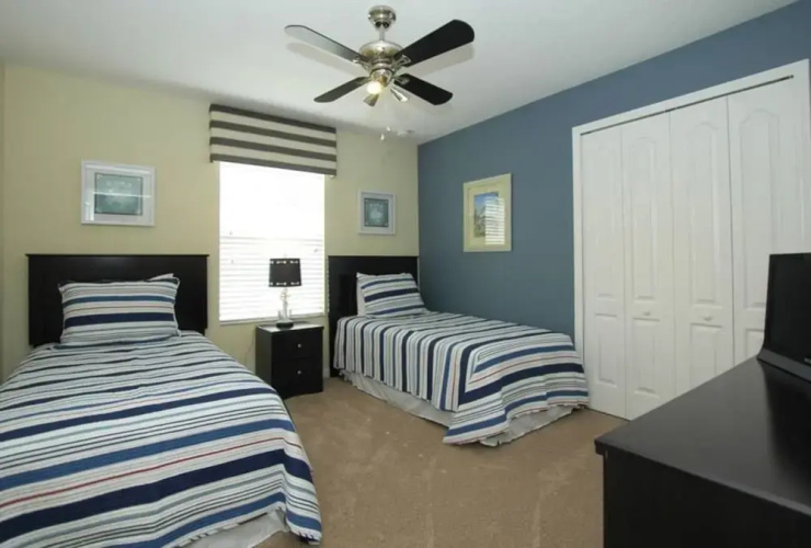Paradise Palms 3025