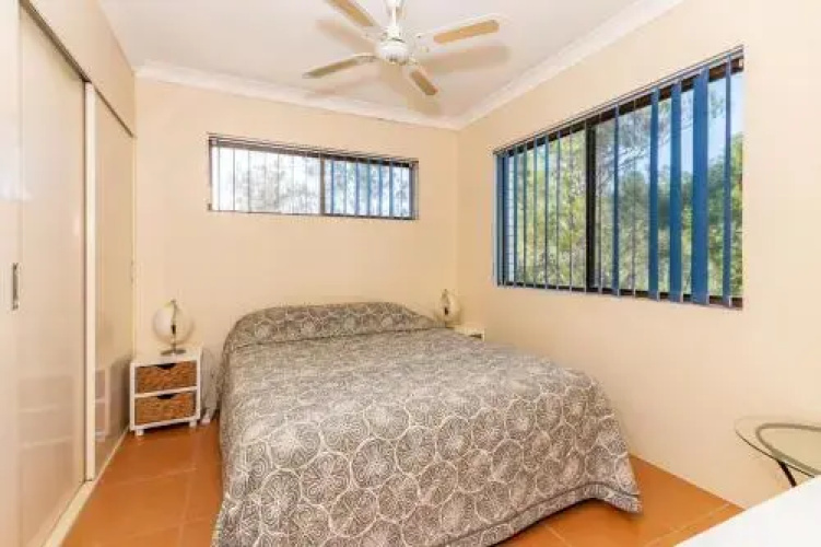 Fantastic Views from this top floor unit!