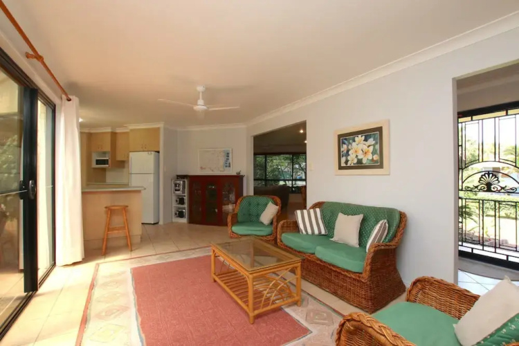 Tekani - Lennox Head