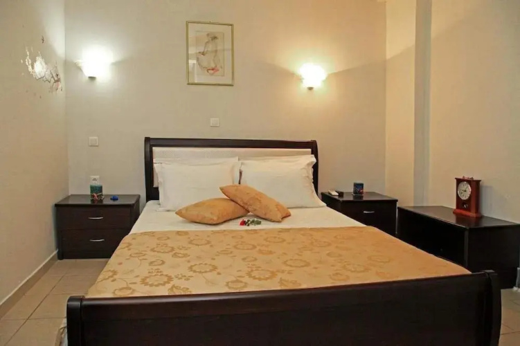 Dionysos Apartments