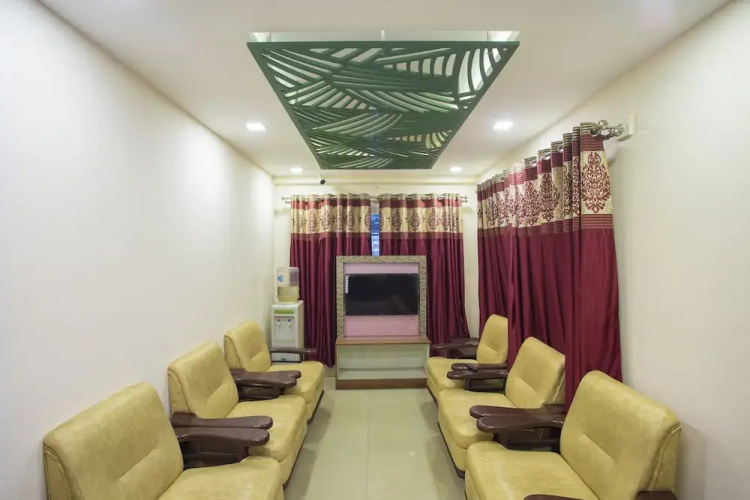FabHotel Kodai Kings Park