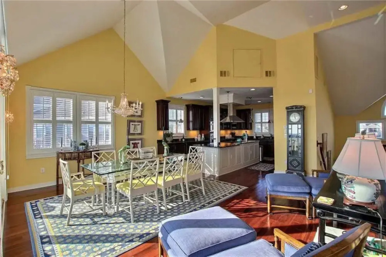 Roll Tide 204 - 4 Br Home
