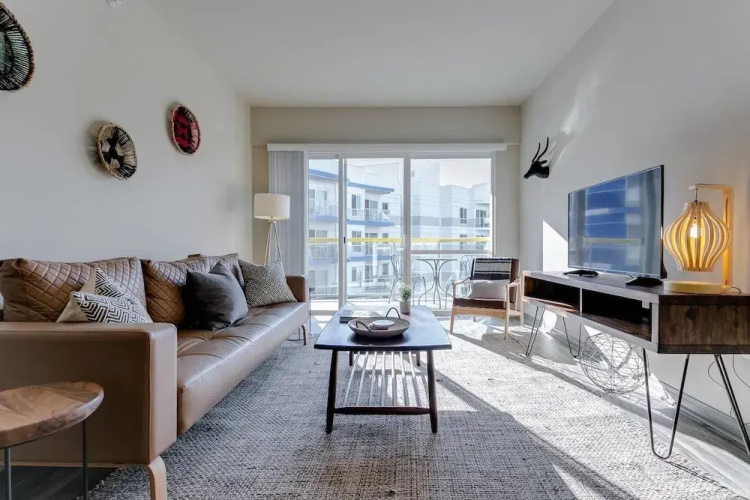 Mid-Century Design In Venice Beach / MDR - 3 Beds!