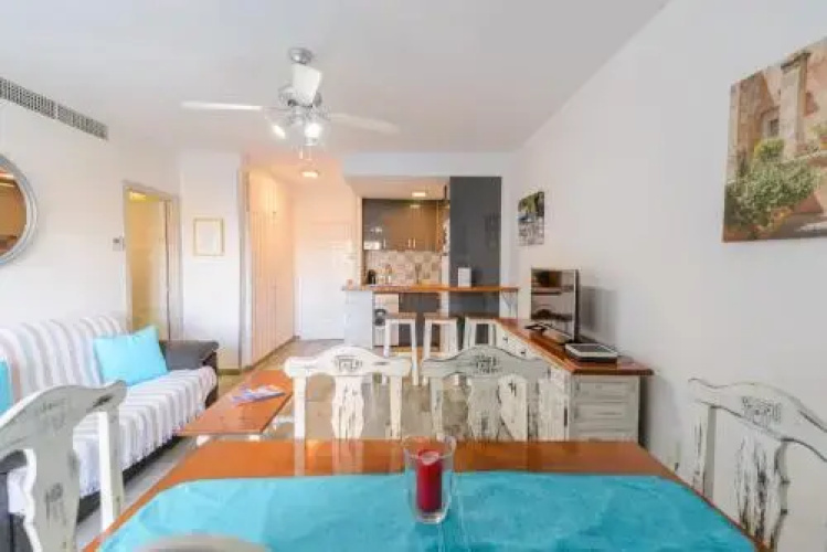Apartamentos Benal Beach