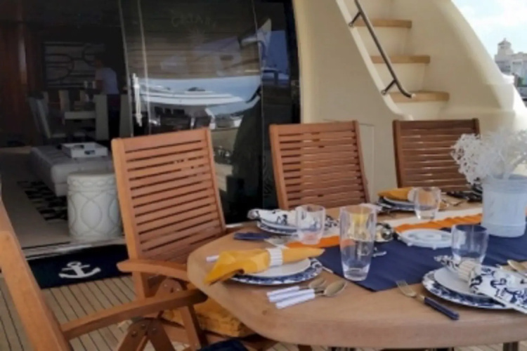 Catarí Luxury Yacht
