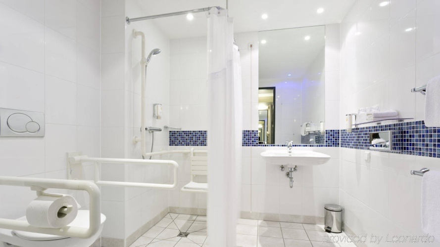 Holiday Inn Express photo 6