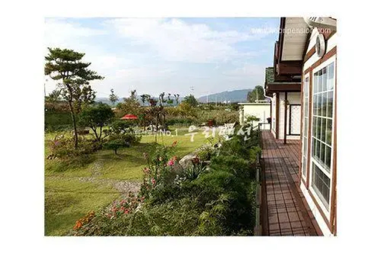 Yangpyeong Silver River Pension