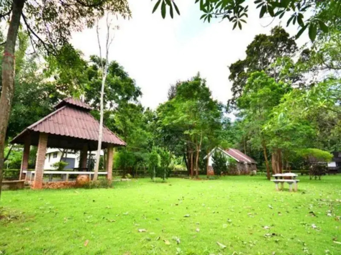 Bann Suan Nok Resort