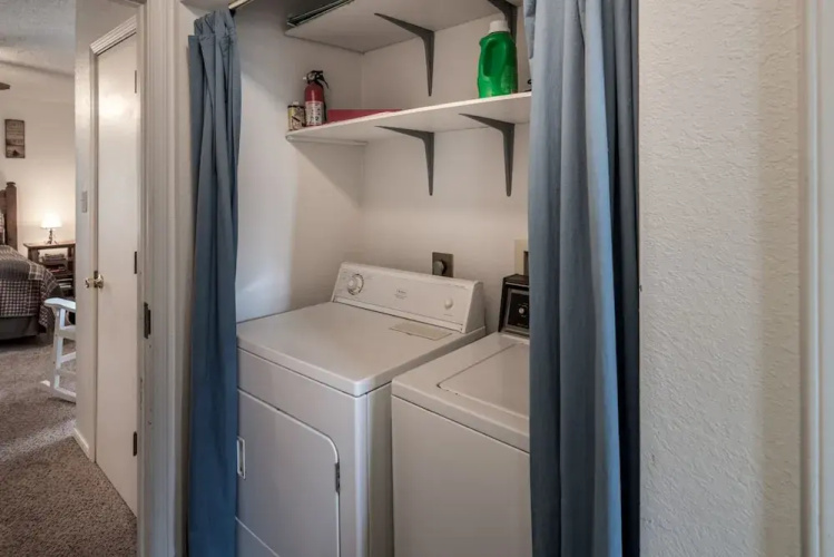 100 Pine Knot-two-bedroom