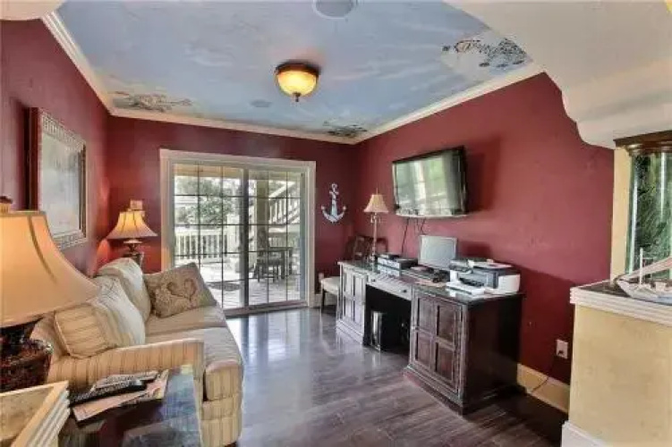 Crown Jewel Os2 - 6 Br Home