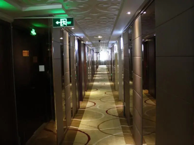 Jiadi Business Hotel