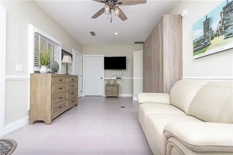 Living The Dream - Studio Condo
